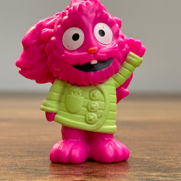 Blippi's Treehouse PATCH THE SQUIRREL Pink Toy Figure Replacement Cake Topper - Picture 2 of 7